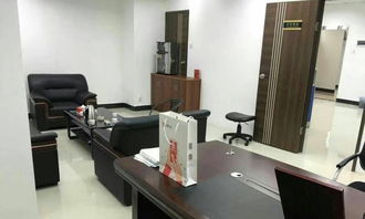 西区中恳广场写字楼112方出租，带全套办公设备